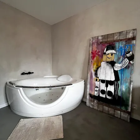 La Folie Douce Jacuzzi Et Clim